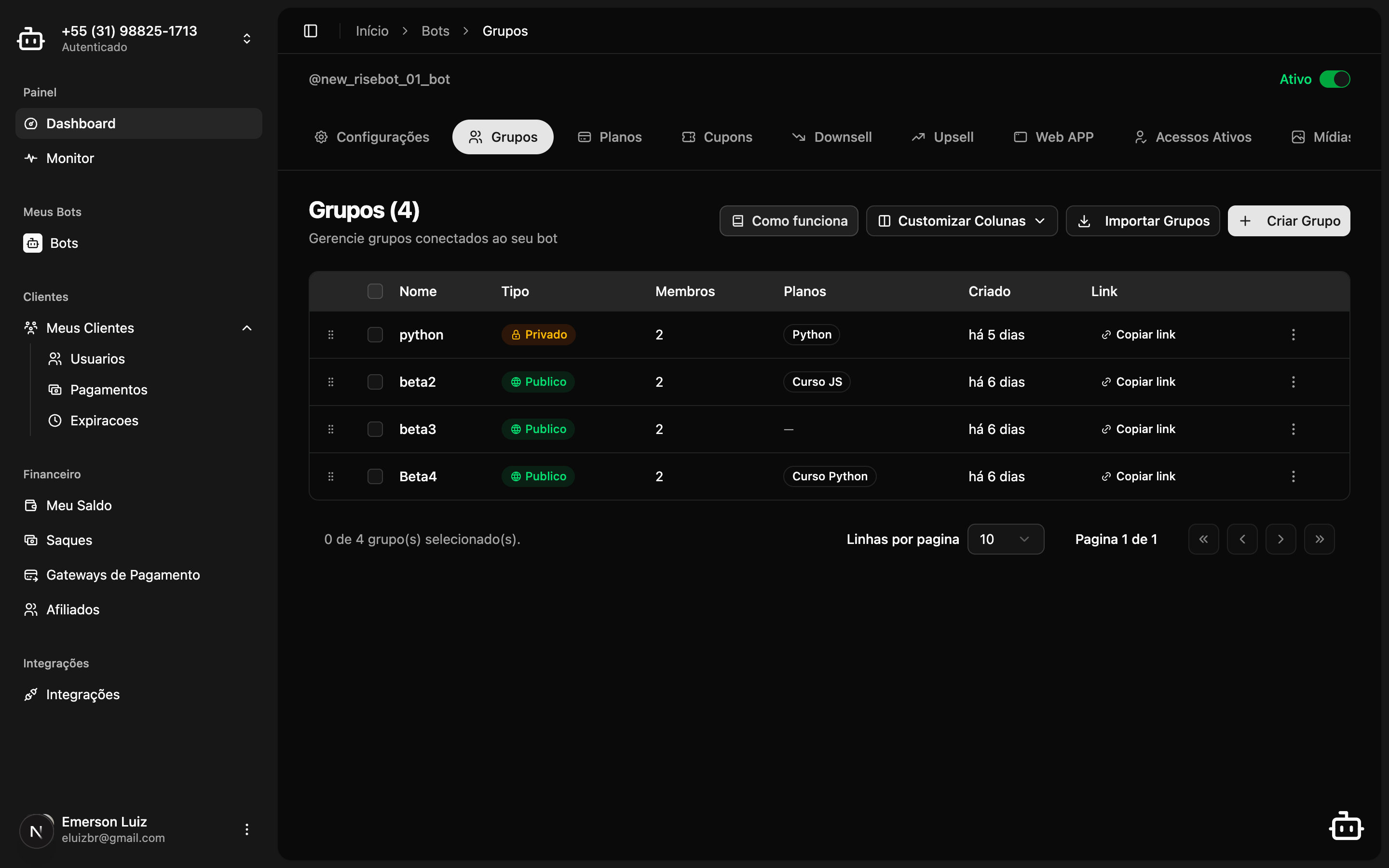 Página de grupos do bot com lista de grupos e suas configurações